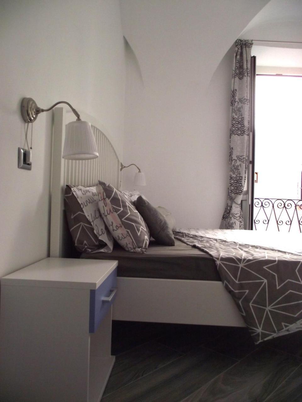 Casa Bartelli Apartment Finale Ligure Bagian luar foto